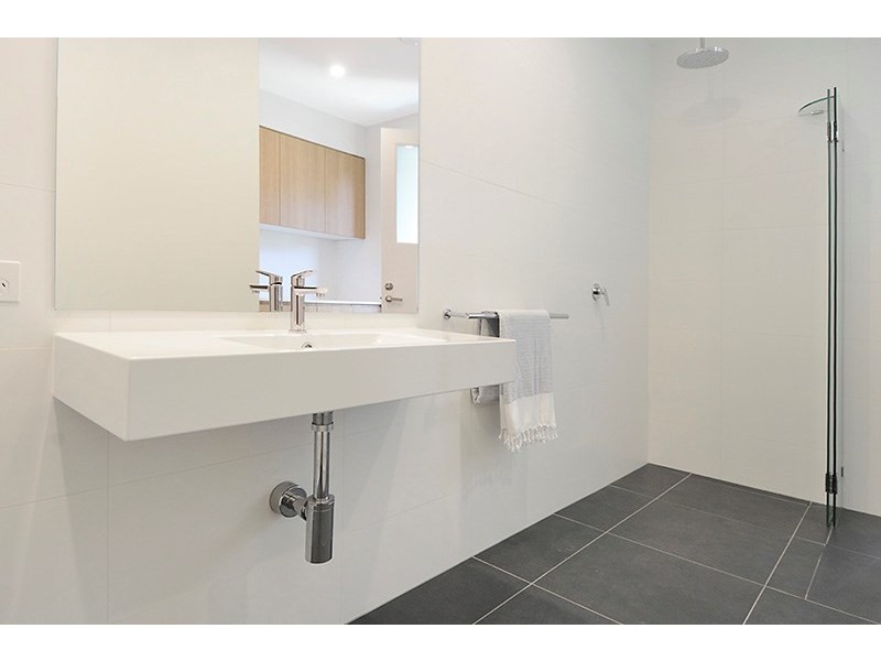 66 Winchester Street, Hamilton QLD 4007