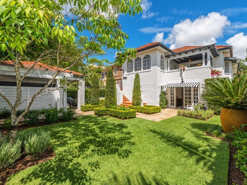 15 Henry Street, Ascot QLD 4007