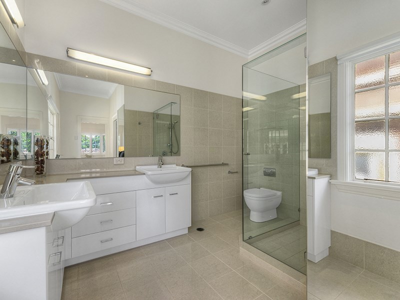 15 Henry Street, Ascot QLD 4007