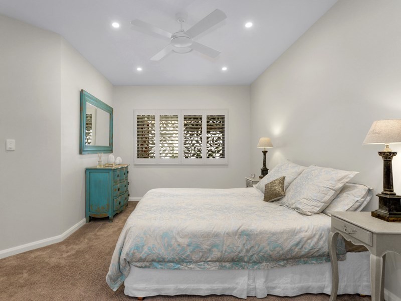 4 Windermere Road, Hamilton QLD 4007