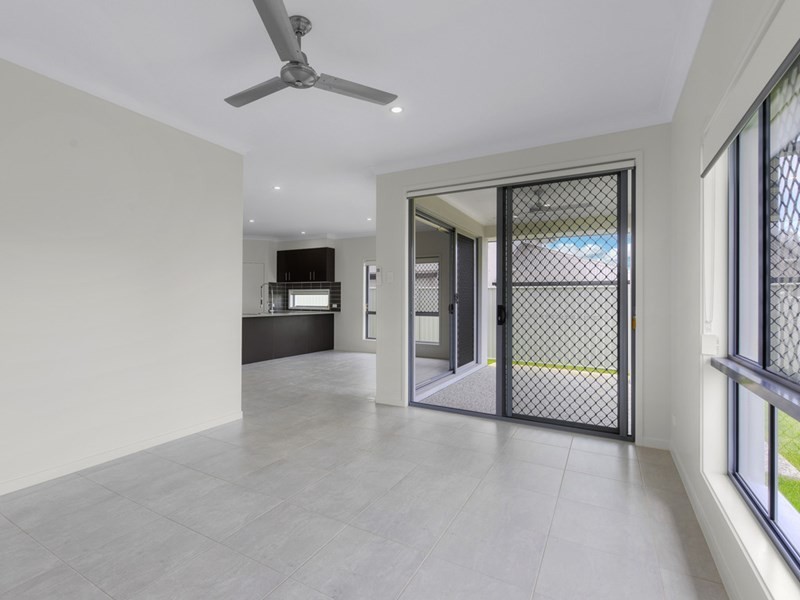 16 Aldritt Place, Bridgeman Downs QLD 4035