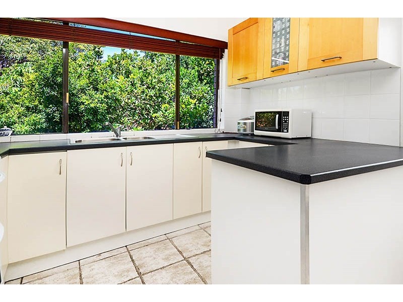 1/40 Rossiter Parade, Hamilton QLD 4007