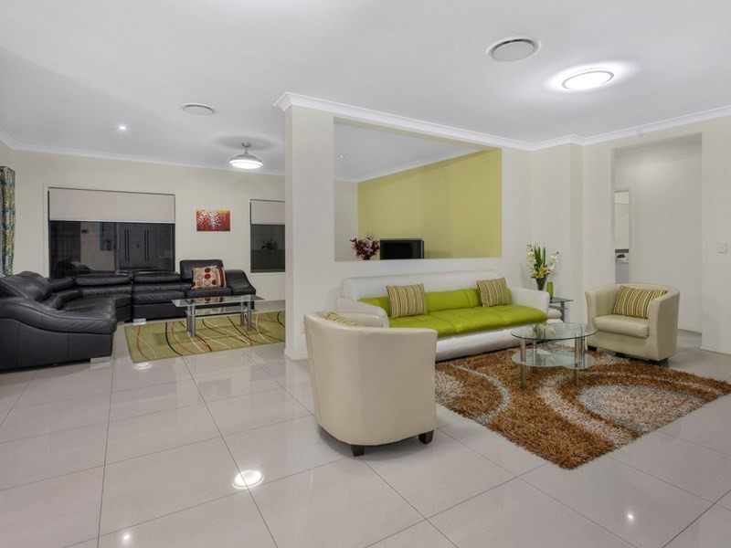 5 Shepton Street, Carseldine QLD 4034