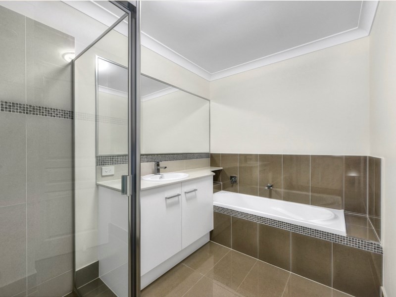 5 Shepton Street, Carseldine QLD 4034