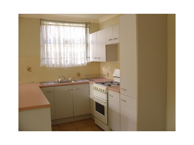 2/33 Nudgee Road, Hamilton QLD 4007