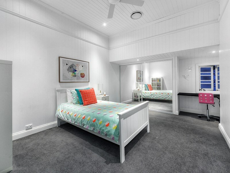 23 Doncaster Street, Hendra QLD 4011