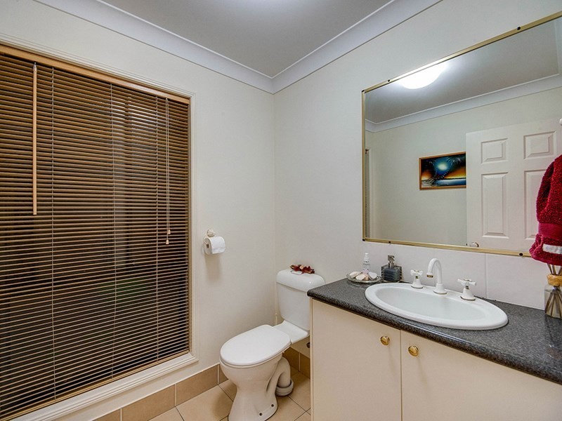 21 Quandong Crescent, Arana Hills QLD 4054