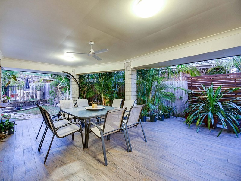 21 Quandong Crescent, Arana Hills QLD 4054