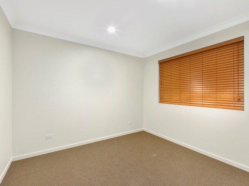 4 Cassia Street, Bridgeman Downs QLD 4035