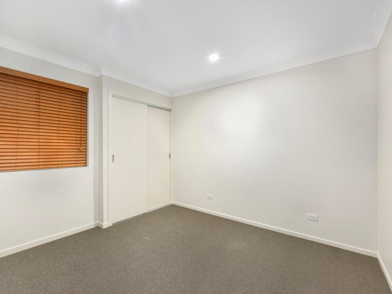 4 Cassia Street, Bridgeman Downs QLD 4035