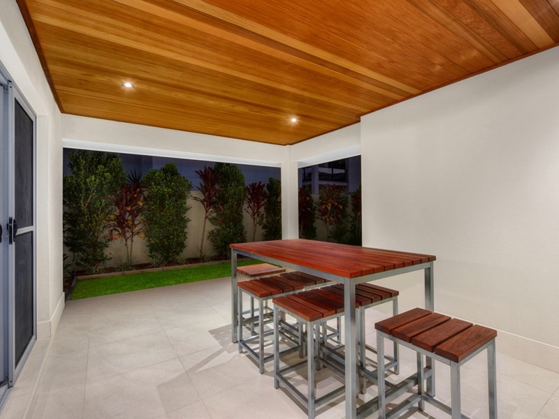 4 Cassia Street, Bridgeman Downs QLD 4035