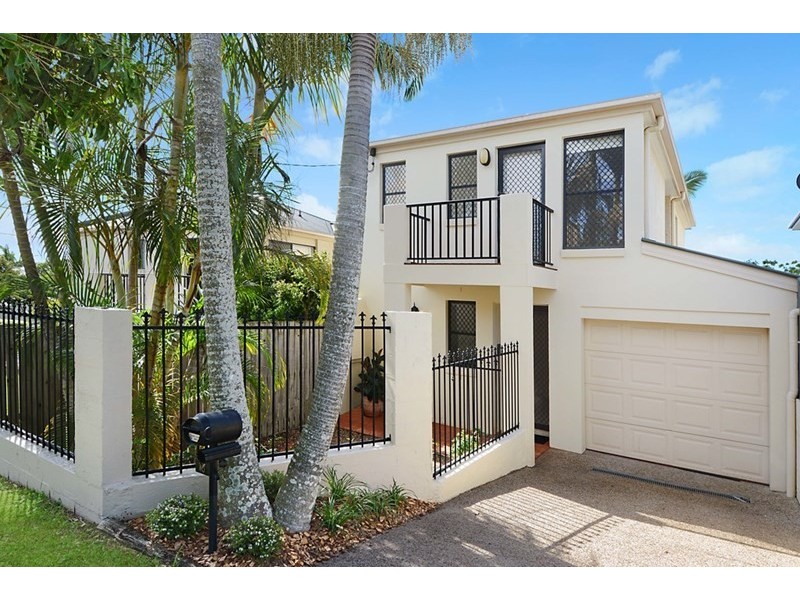 16 Hamley Street, Wooloowin QLD 4030