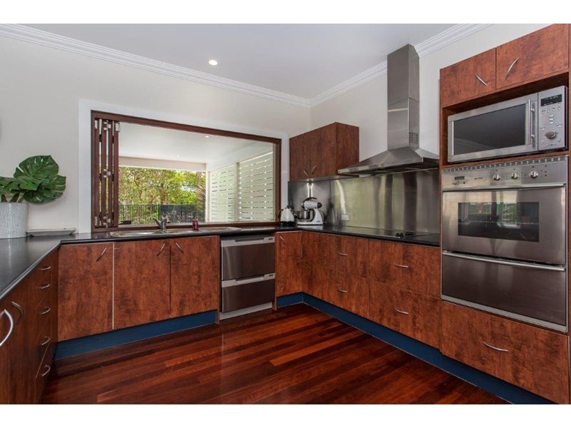 26 Fiddlewood Place, Bridgeman Downs QLD 4035