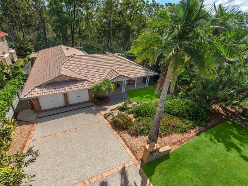 71 Halleys Crescent, Bridgeman Downs QLD 4035