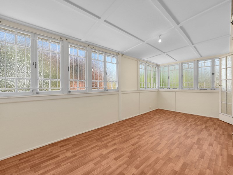 22 Jackson Street, Hamilton QLD 4007