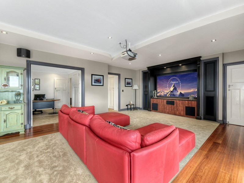 63 Paling Avenue, Wilston QLD 4051