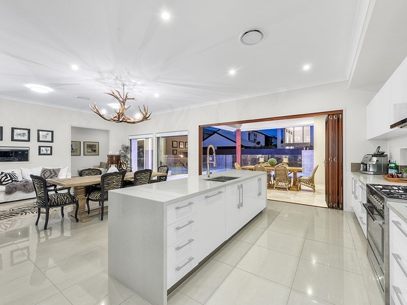 24 Harding Street, Hendra QLD 4011