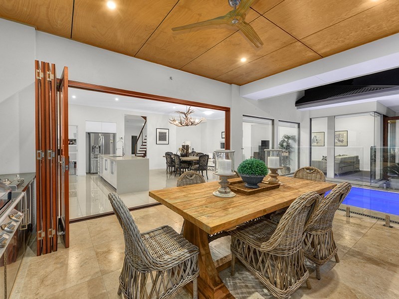 24 Harding Street, Hendra QLD 4011