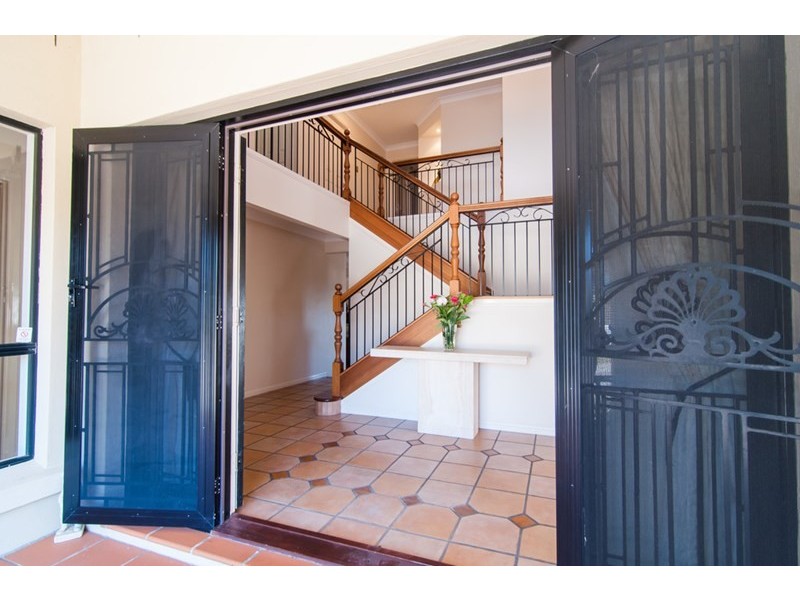 7 Capricorn Place, Bridgeman Downs QLD 4035