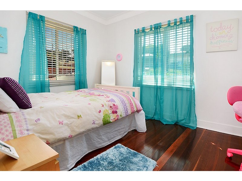 42 Hubbard Street, Wavell Heights QLD 4012