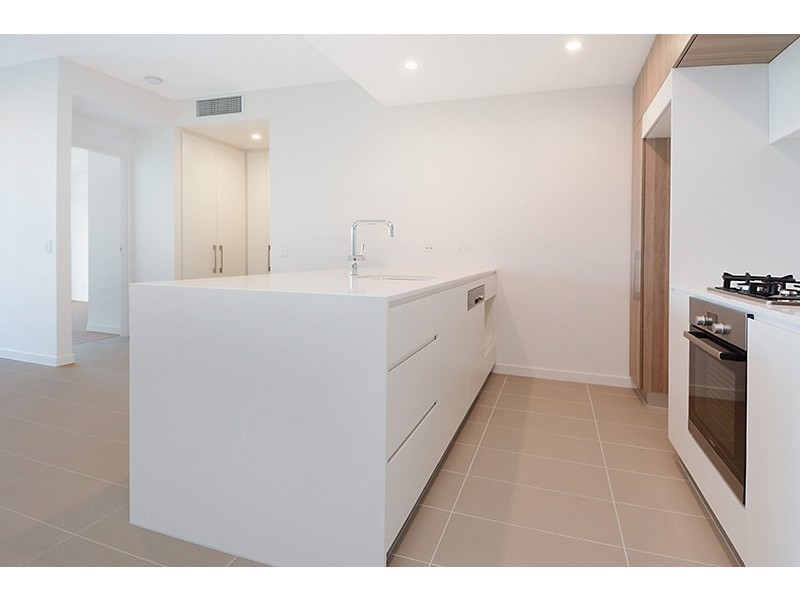4410/18 Parkside Circuit, Hamilton QLD 4007
