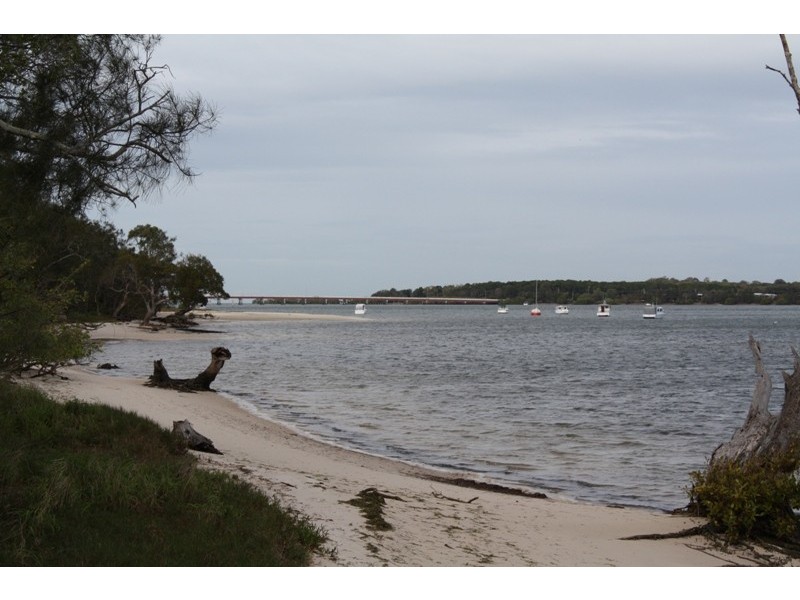 179 Sylvan Beach Esplanade, Bribie Island QLD 4507
