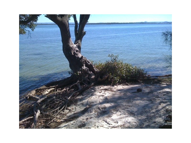 179 Sylvan Beach Esplanade, Bribie Island QLD 4507