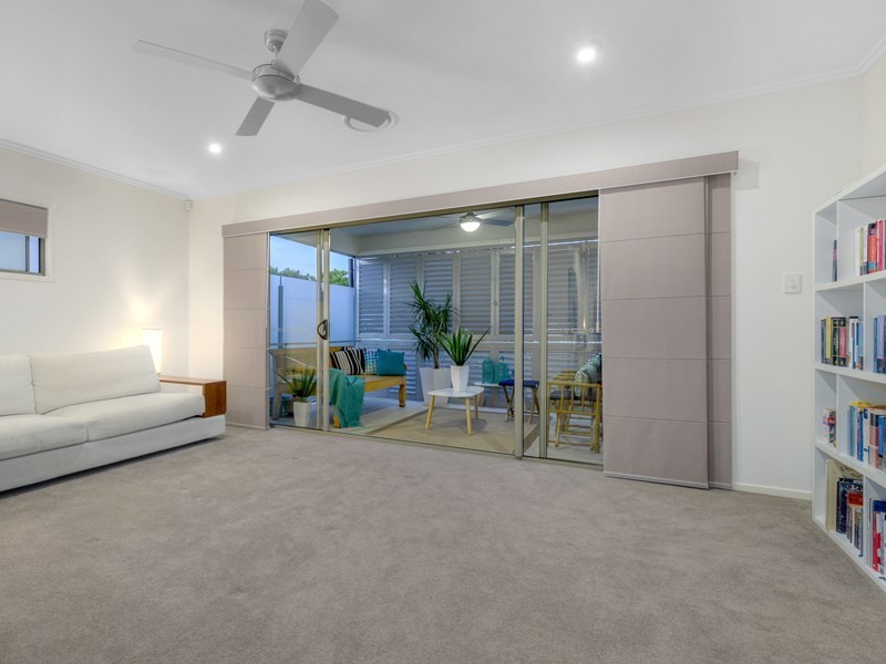 34 Rosina Street, Kangaroo Point QLD 4169