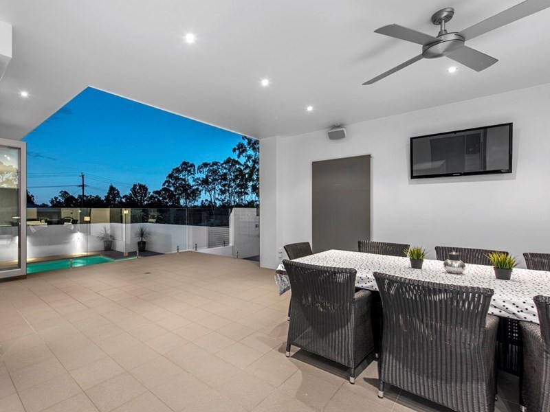 12 Dress Circle Court, Bridgeman Downs QLD 4035