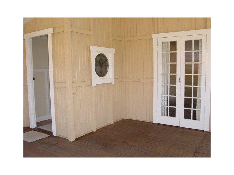 48 Racecourse Road, Hamilton QLD 4007