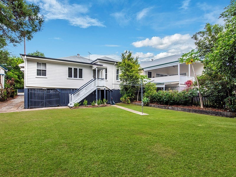 76 London Road, Clayfield QLD 4011