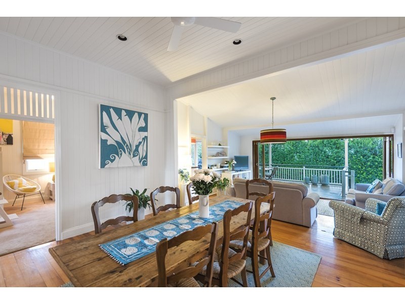 12 McGregor Street, Clayfield QLD 4011