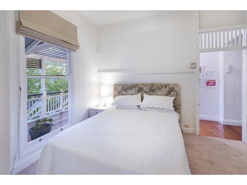 12 McGregor Street, Clayfield QLD 4011