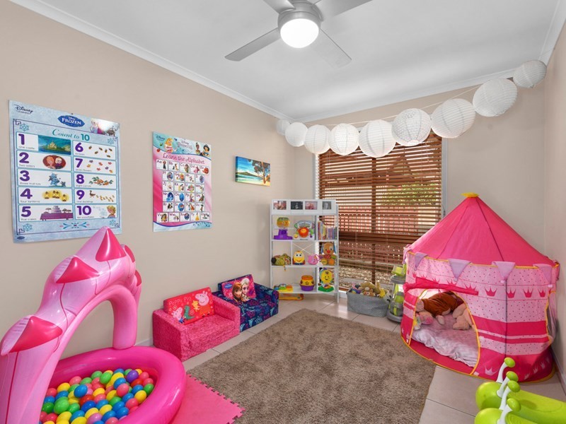 1 Bangalore Street, Carseldine QLD 4034