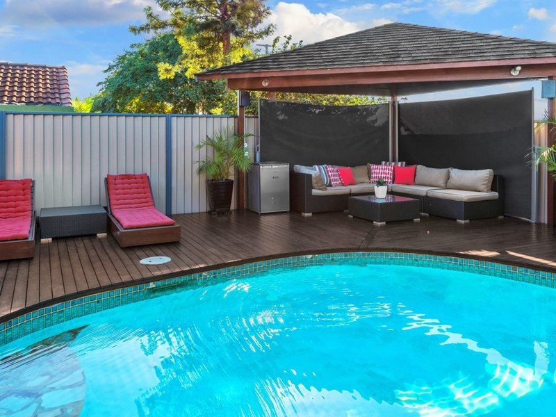 1 Bangalore Street, Carseldine QLD 4034