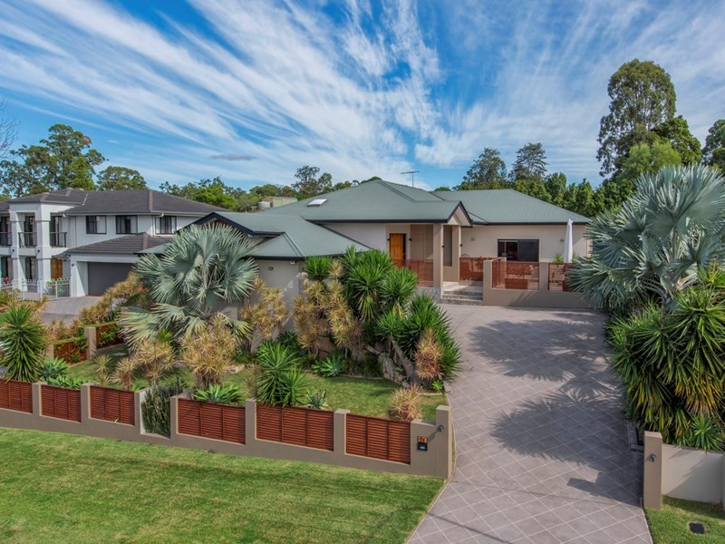 71 Casuarina Street, Bridgeman Downs QLD 4035