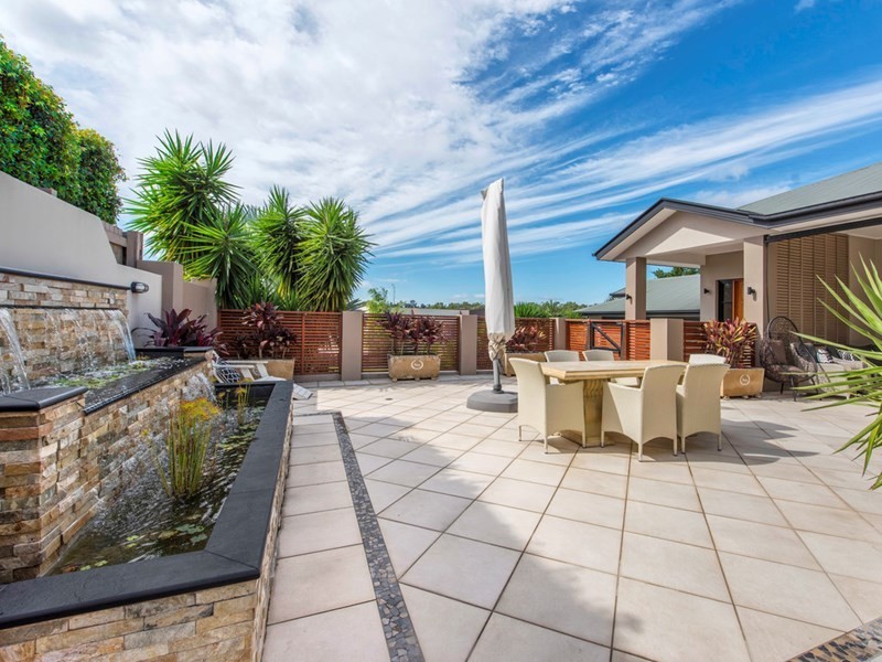 71 Casuarina Street, Bridgeman Downs QLD 4035