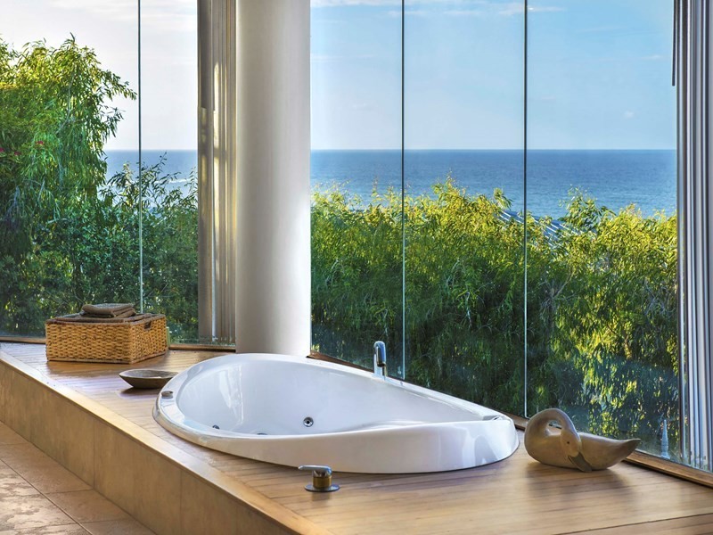 23 George Nothling Drive, Point Lookout QLD 4183