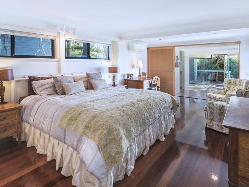 23 George Nothling Drive, Point Lookout QLD 4183