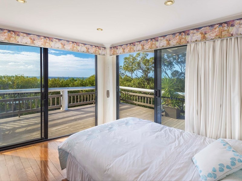23 George Nothling Drive, Point Lookout QLD 4183