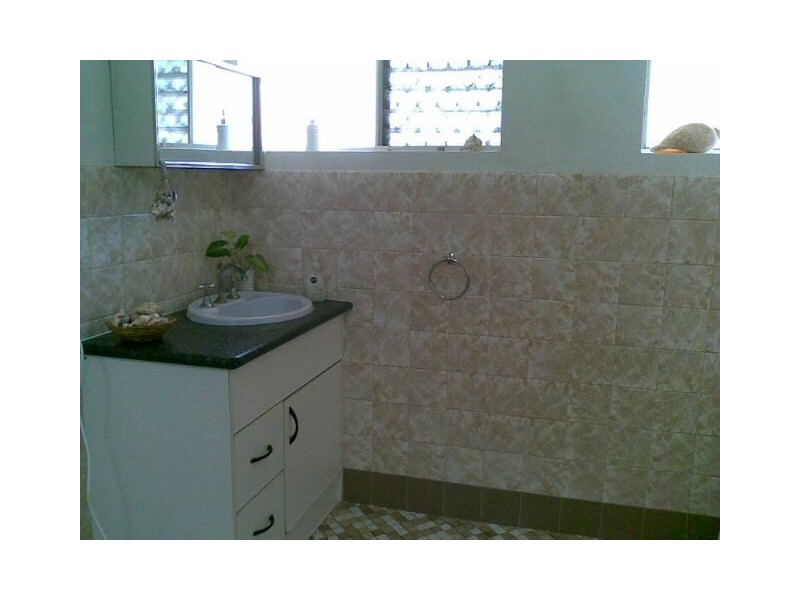 2/400 Kingsford Smith Drive, Hamilton QLD 4007