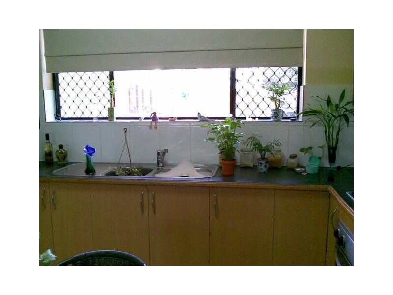 2/400 Kingsford Smith Drive, Hamilton QLD 4007