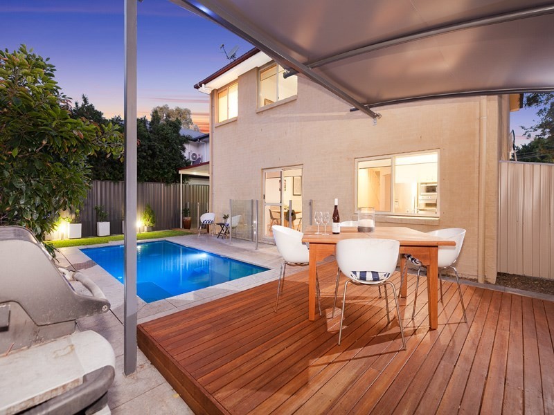 8 Bowen Street, Windsor QLD 4030