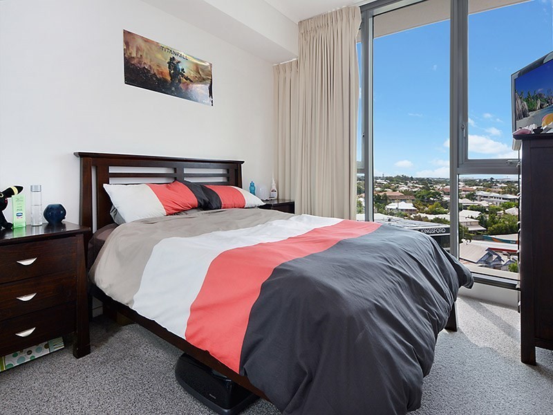 30802/2 Harbour Road, Hamilton QLD 4007