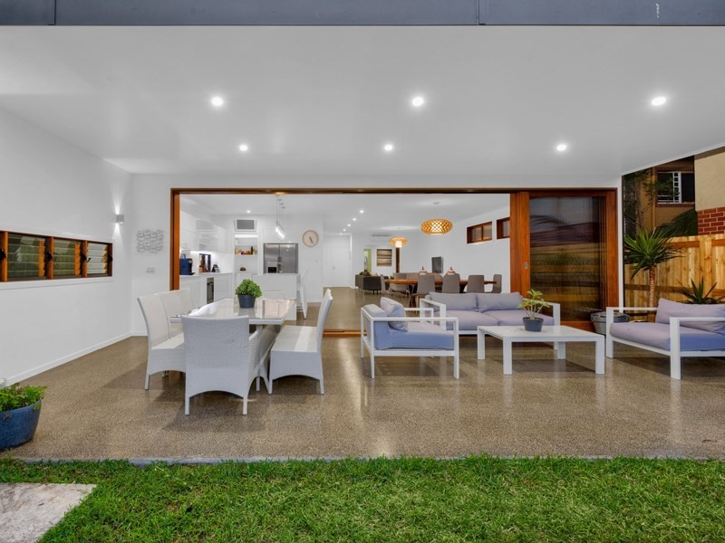 16 Magdala Street, Ascot QLD 4007