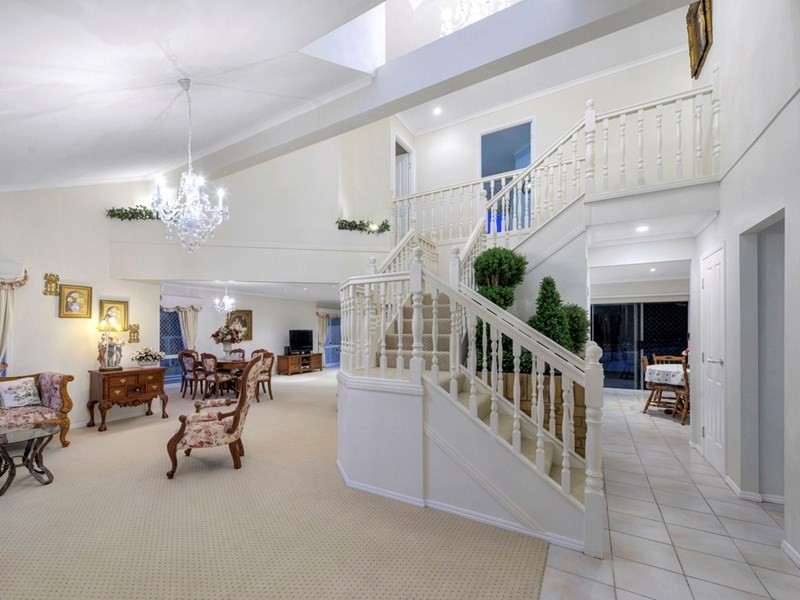 71 Galaxy Street, Bridgeman Downs QLD 4035