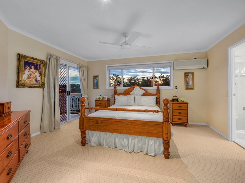71 Galaxy Street, Bridgeman Downs QLD 4035