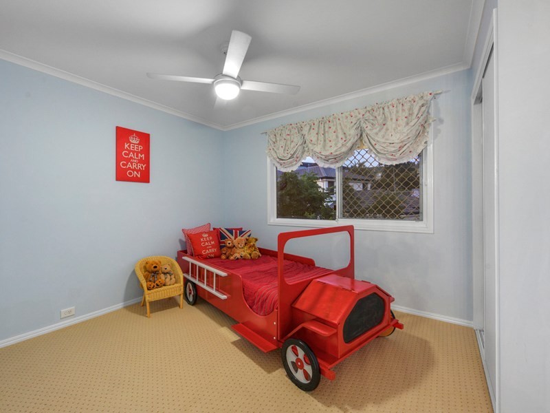 71 Galaxy Street, Bridgeman Downs QLD 4035