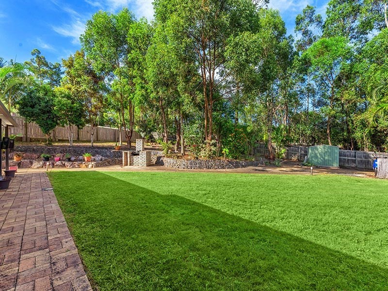 19 Galaxy Street, Bridgeman Downs QLD 4035