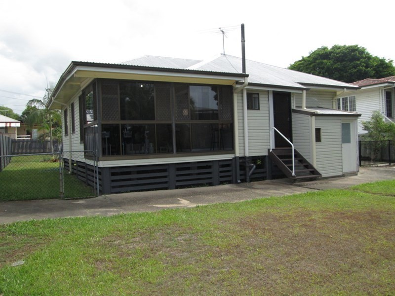 64 Watcombe Street, Wavell Heights QLD 4012